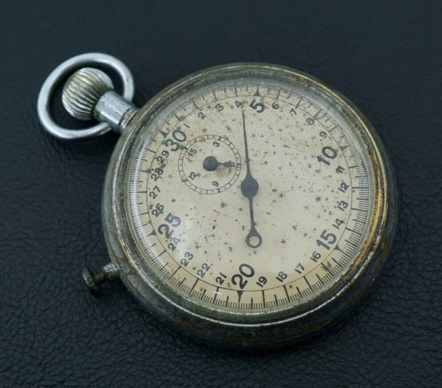 VINTAGE GERMAN MILITARY WWII mechanical stopwatch 50mm twobutton