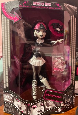 new draculaura doll 2022