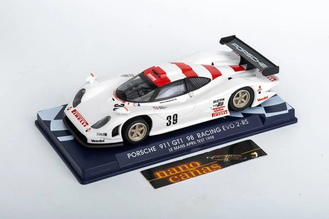 Porsche GT1 Steve McQueen de segunda mano por 57 EUR en Los Rosiqu en WALLAPOP