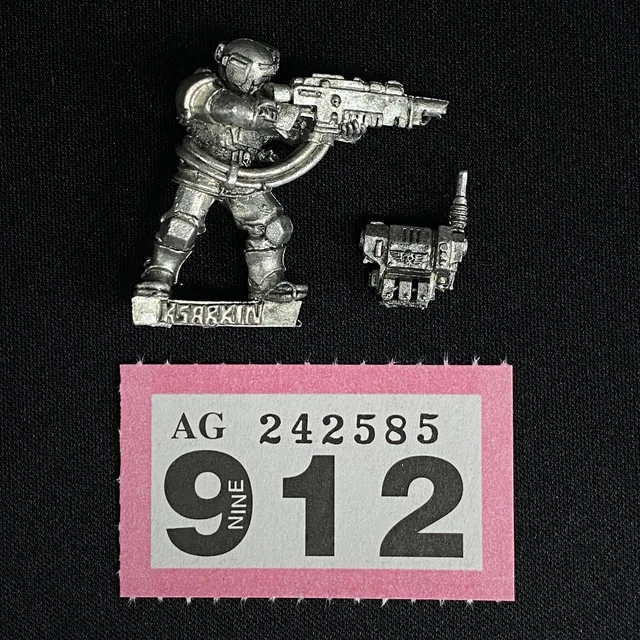 Figurine Warhammer 40k Garde Impériale - Karskin Lanceur-grenades Métal Classique - Occasion