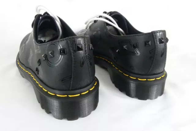 DR MARTENS AIRWAIR Star Studded 3 Eye Shoes Men’s Sz 9 Women’s Sz 10 ...