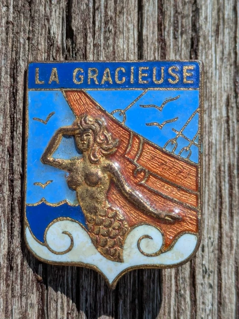 Insigne Marine Bâtiment- GAZELLE, Aviso Dragueur. Augis. Email. Vers 1950