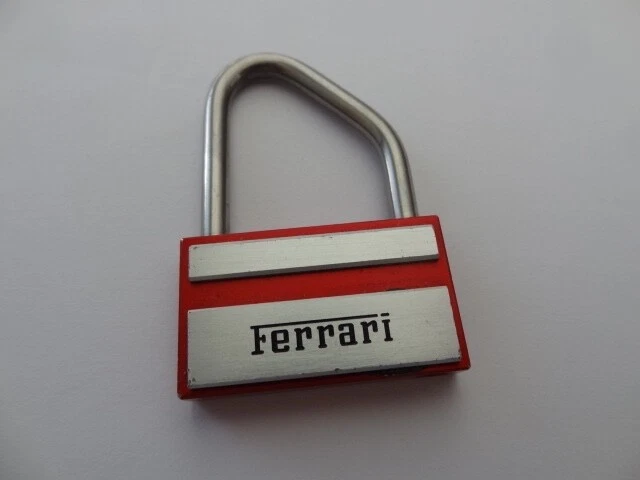 metal enamel  FERRARI Italy  keychain keyring
