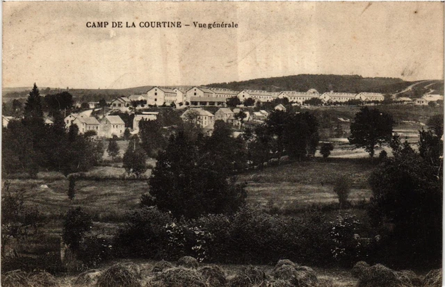 CPA AK Militaire - Camp de la Courtine - Vue Generale (696809)
