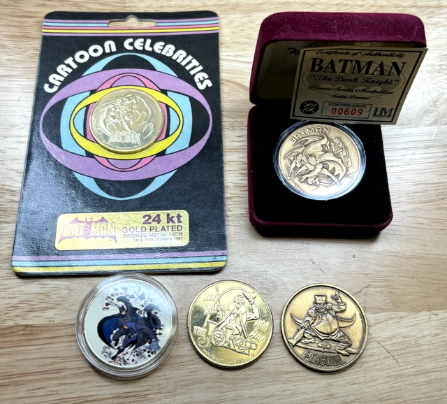 Cartoon Celebrities Batman Bronze Medallion Batman Joker Penguin LOT *DP Cartoon Celebrities Batman Bronze Medallion Batman Joker Penguin LOT *DP