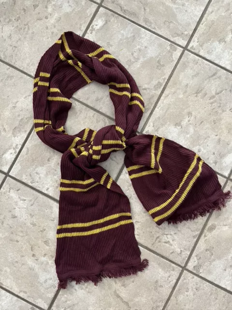 Wizarding World Of Harry Potter Gryffindor Scarf - Universal Studios Acrylic