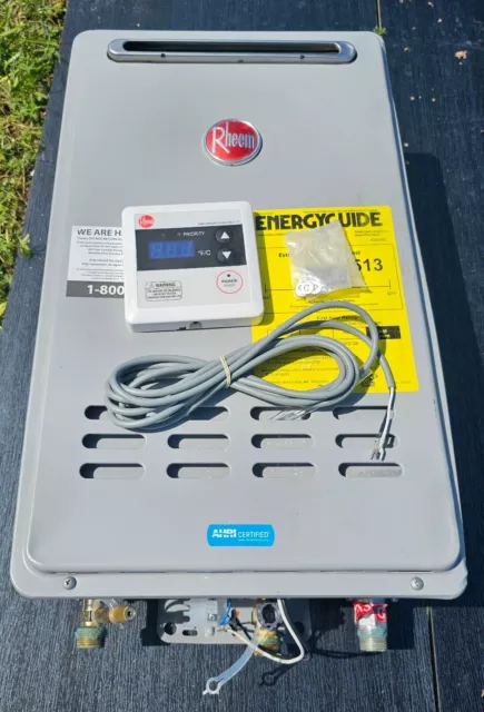 Rheem RTG-70XLP-1 160,000 BTU Outdoor Propane Tankless Water Heater