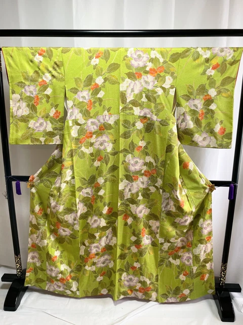 Vintage Japanese kimono - Beautiful Silk Kimono robe