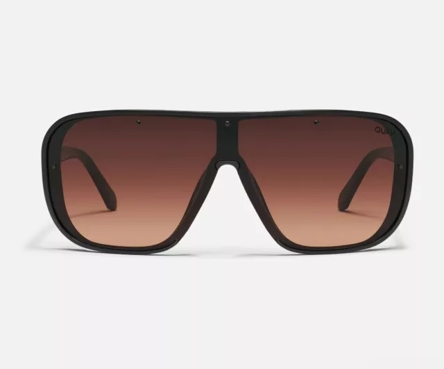 Quay Center Stage Sunglasses