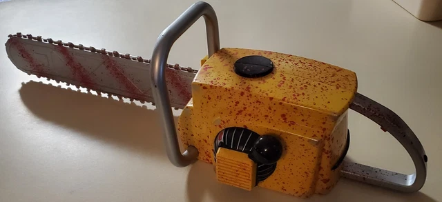 Leatherface Texas Chainsaw Massacre 29'' Animated Chainsaw Prop- WORKS SEE BELOW