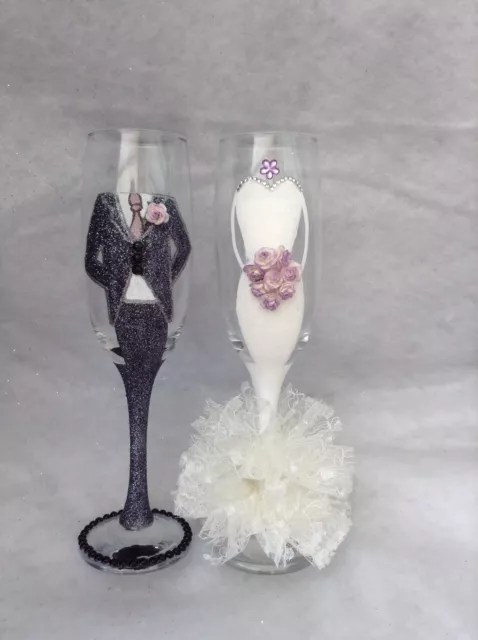 Mr & Mrs gorgeous bride and groom wedding champagne flutes