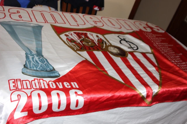 BANDERA OFICIAL DEL Sevilla Fc Como Campeones De La Copa Uefa Cup 2007