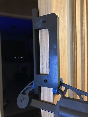 Bisagra de puerta enrutador plantilla 100 mm X 88 mm bisagra de borde redondo. Plantilla de enrutador (al ras)
