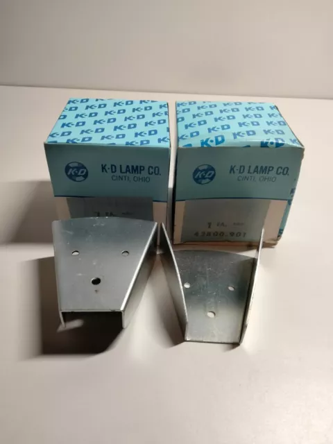 Lot Of 2 KD Lamp CO.  Marker Lamp Bracket Mount, 26 Series Lights Triangle Shape