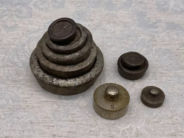 Konvolut Alte Und Antike Gewichte Aus Metall