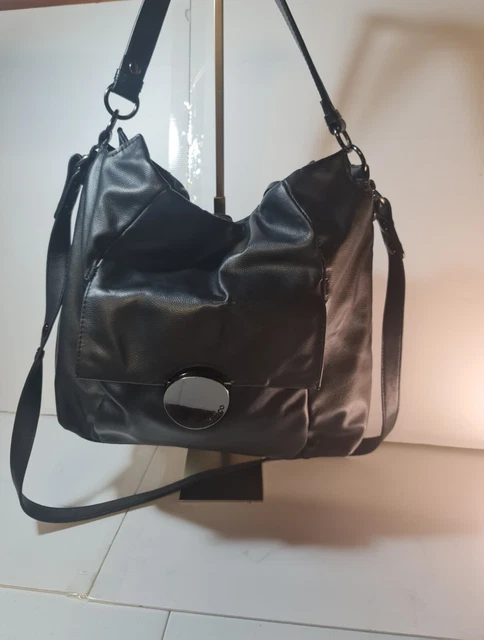 Mimco Waver Bucket Bag. Black Leather/ Gunmetal Colour With front Turnlock