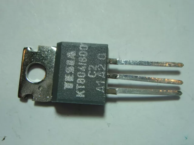 KT804/800 Triac 800V 10A TO220 #1-9D