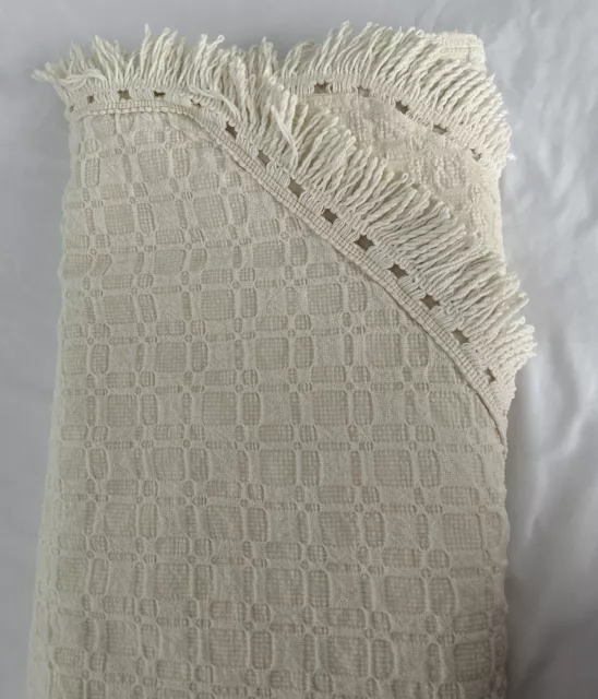 Vintage Morgan Jones Tan Chenille Bedspread 105” x 78” Rounded Corners Fringe