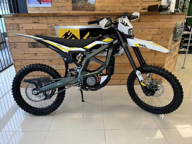 Accessoire électrique Plug And Play Cache Phare Avant SUR-RON - ELEC SUPER BIKE Accessoire Sur-ron Off Road 2023 Accessoire électrique Plug And Play Cache Phare Avant SUR-RON - ELEC SUPER BIKE Accessoire Sur-ron Off Road 2023