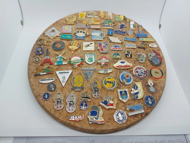 Gros Lot De Pins Et Badges – Environ 5,350 Kg – Parfait Pour Collectionneurs Ou Créations DIY