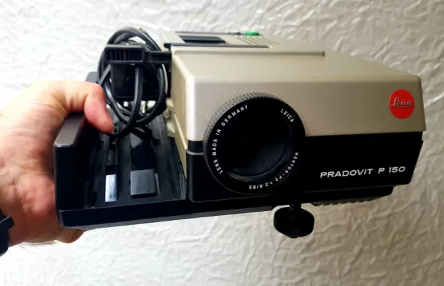 Projecteur de Diapositives Leica Pradovit P150 Af Avec Hektor-P2 2,8 / 85 Mm. P