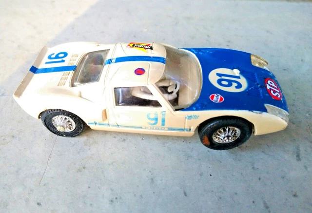 Circuit Electrique JOUEF Record 64 Voiture Ford GT Baby