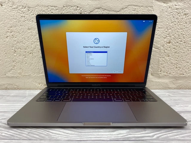Apple MacBook Pro 13" Touch 2019 - Core i5 2.4 GHz - 8 GB DDR3 - 256 GB SSD