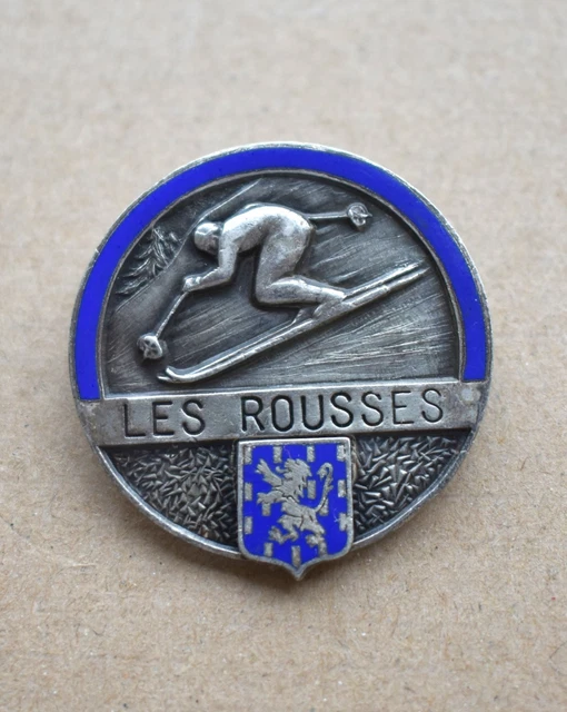 Insigne Broche ARE / CHES – Chantier De Jeunesse Augis Lyon – Ancien