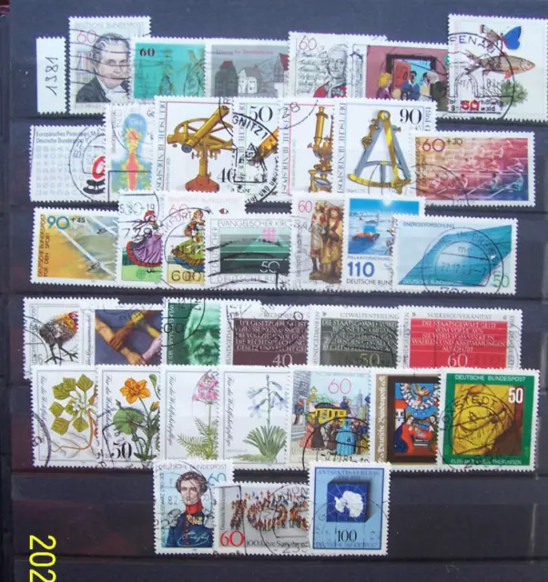 timbres Allemagne Bundespost   année 1981 oB complet