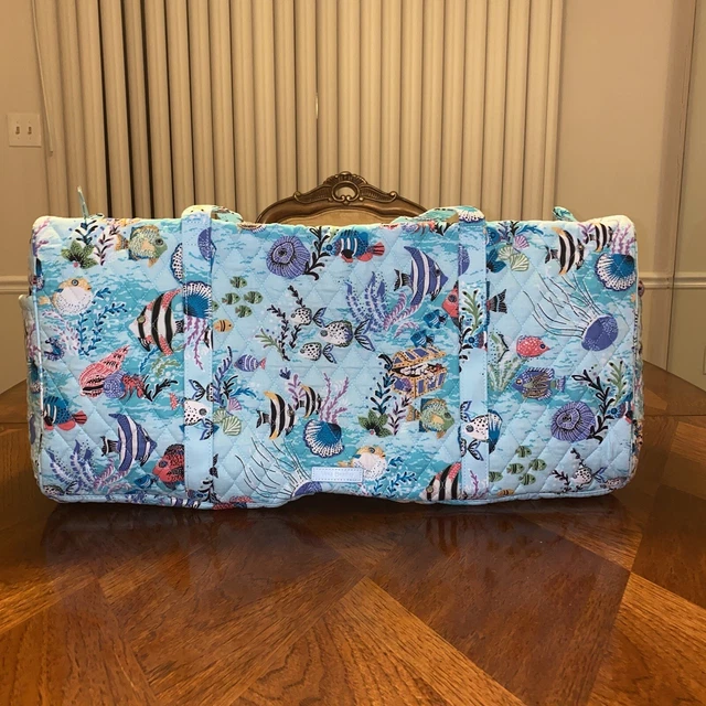 NWT Vera Bradley Large Traveler Duffel Antilles Treasure