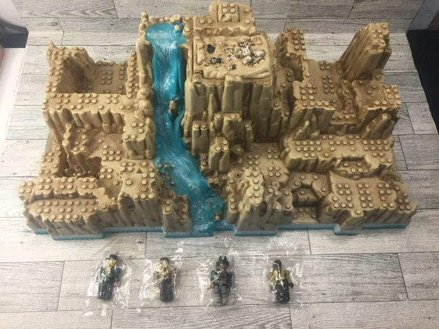Mega Bloks Pyrates Pirate Treasure Island Mountain Waterfall Lego w/ TRAP DOOR Mega Bloks Pyrates Pirate Treasure Island Mountain Waterfall Lego w/ TRAP DOOR