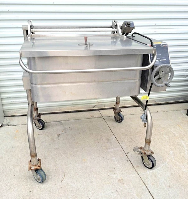 Groen 40 Gallon Tilt Skillet Braising Pan Natural Gas/ LP On Wheels for Catering