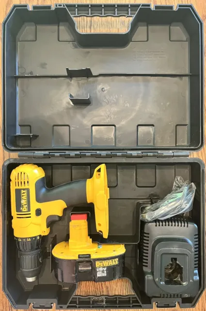 Dewalt DC970 Battery Powered Cordless Drill Kit With Case, Battery, & Charger