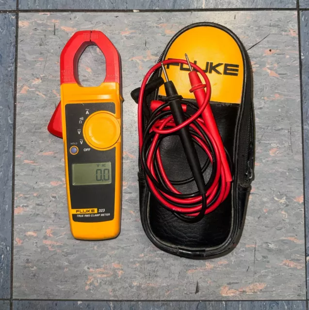 FLUKE 323 True RMS Clamp Meter & Probe Leads