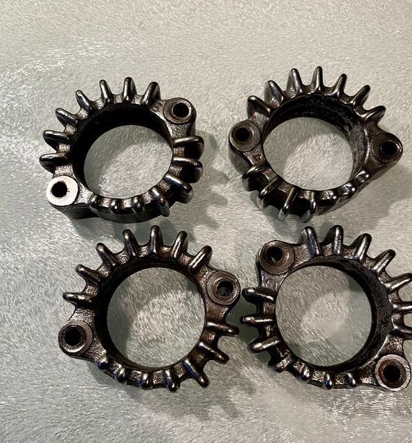 Kawasaki Z1 1973-1975 Collari Scarico Originali Flange Pinnate 6mm fori