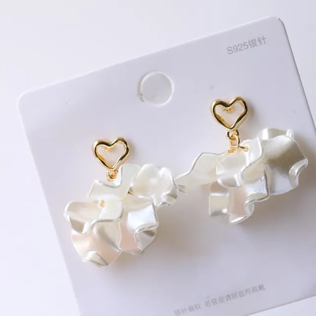 Korean Acrylic Shell Flower Petal Drop Earrings For Women Elegant Metal Hol .t2