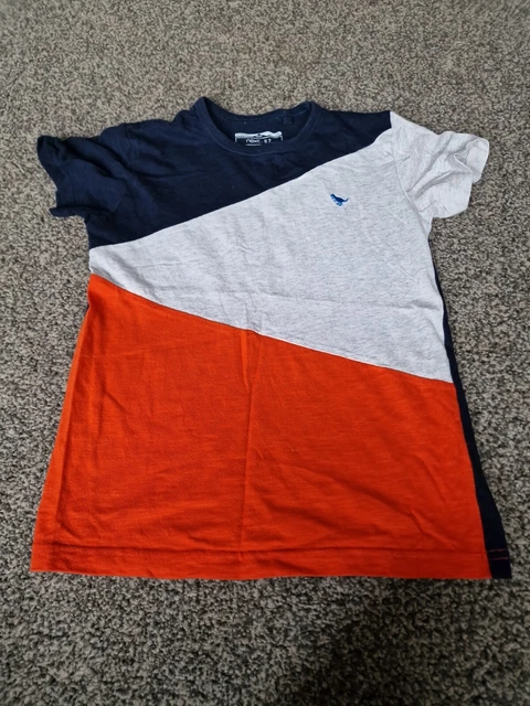 Boys next tshirt age 6-7 Years