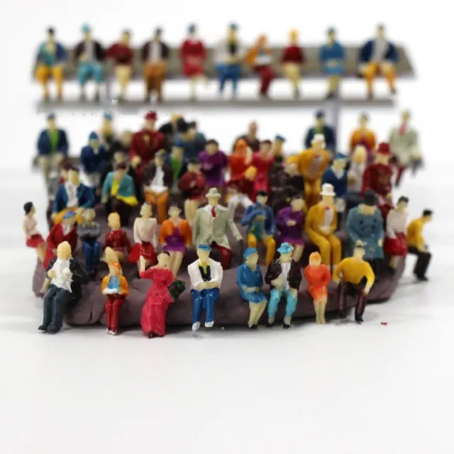 50PC HO/OO 1:87 Scale Miniatures Colorful Sitting Figure Garden Sand Table Model