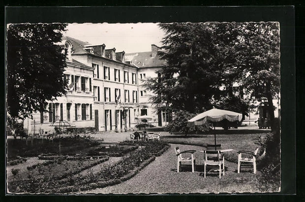 CPA Pougues-les-Eaux, Le Parc