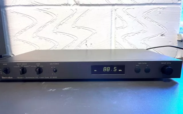 Technics ST-9038 stereo FM Tuner