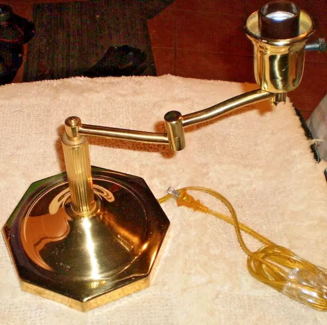vtg brass  lamp gold  adjustable  reading light / lamp metal