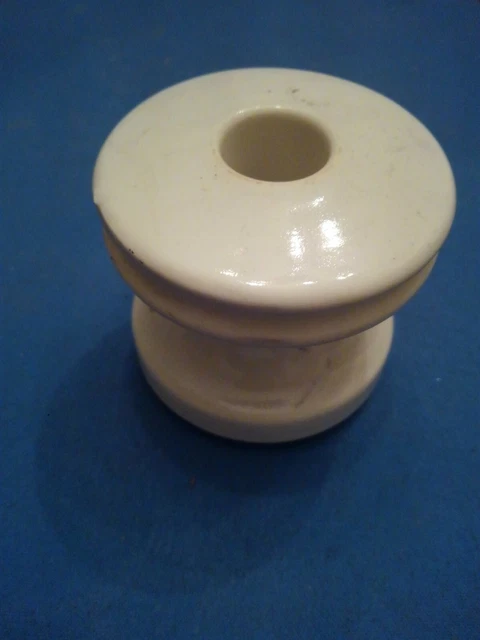 Vintage Snow White Peirce 355 Spool Insulator Chips