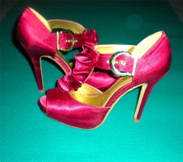 Burgundy Open Toed Satin Stiletto 4" Heels 8.5M Buckle Strap & Classy