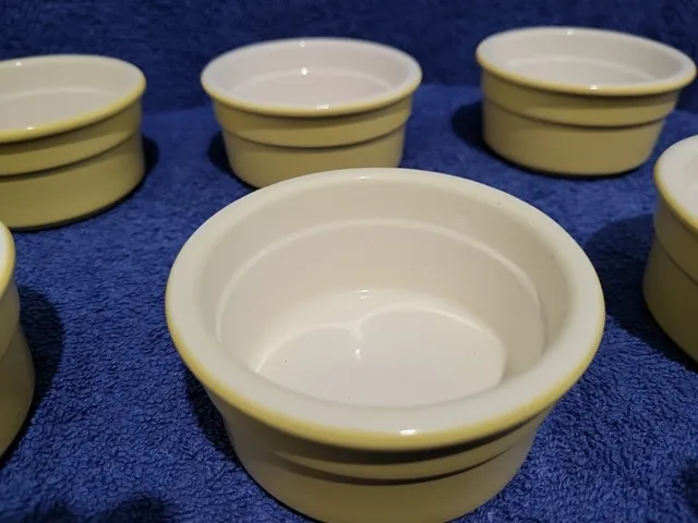 Set of  6 Vintage Cermer Ceramic Ramekins/Custard Cups Dish , 4 Yellow 2 White