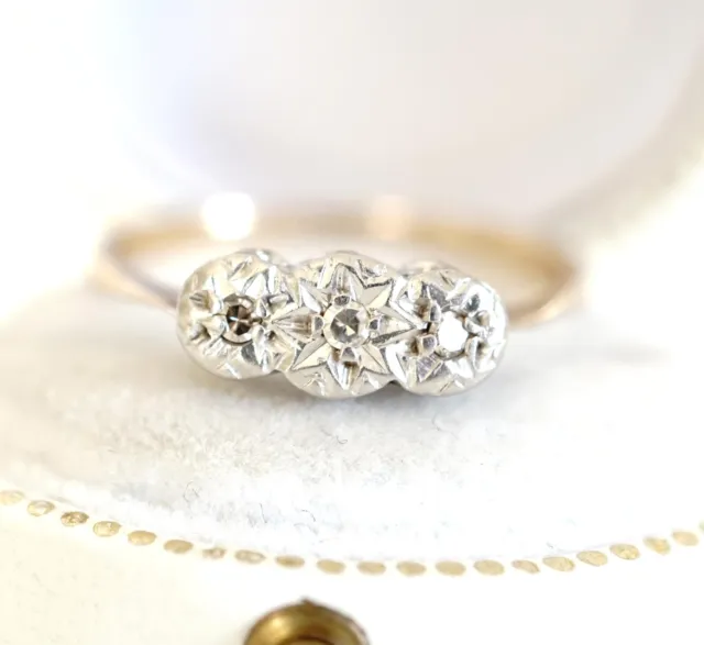 Antiker englischer Art Deco Ring mit Diamanten aus 9ct Gelbgold + Platin  B3875