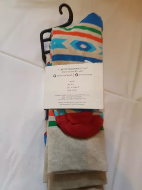 Pack de 3 paires de chaussettes amusantes pour hommes taille 7 - 11 coton peigné conçu aux États-Unis. COÛT £27,00 2