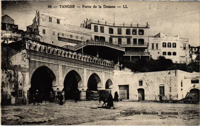 CPA AK Tangier Customs Gate MOROCCO (1318326)