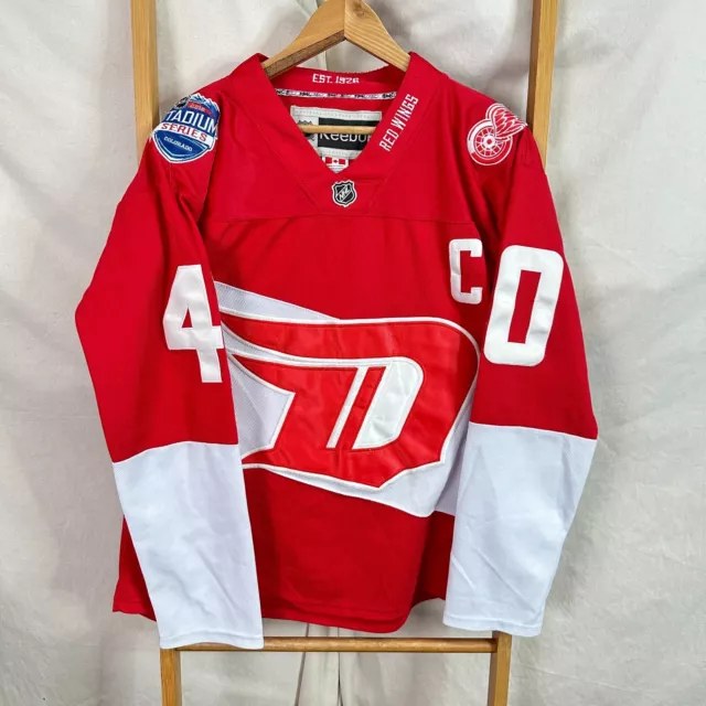 Vintage 90's NHL Detroit Red Wings KOHO Hockey Jersey Men's XL