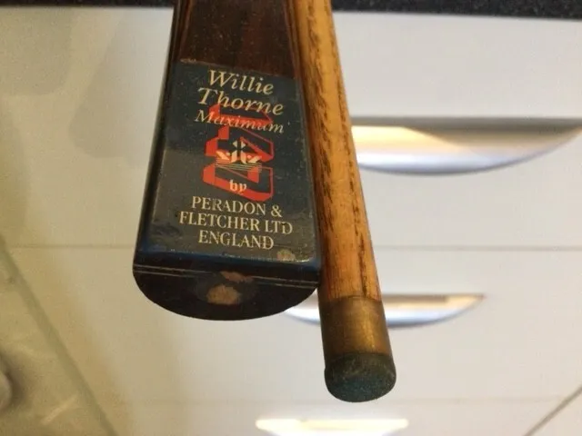 Willie Thorne Maximum Snooker Cue By Peradon & Fletcher Ltd England