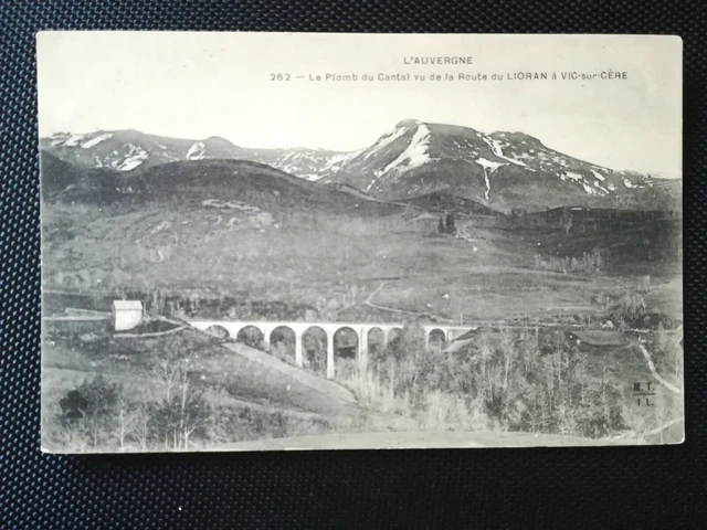 CPA 15 Le Plomb du Cantal vu de la Route du Lioran